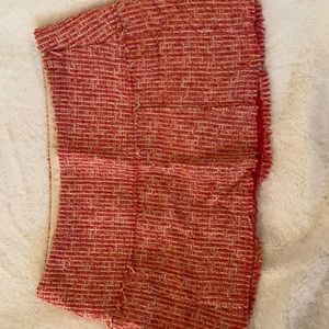 Super cute mini skirt, small slit in left thigh. Gold shimmer , NWOT